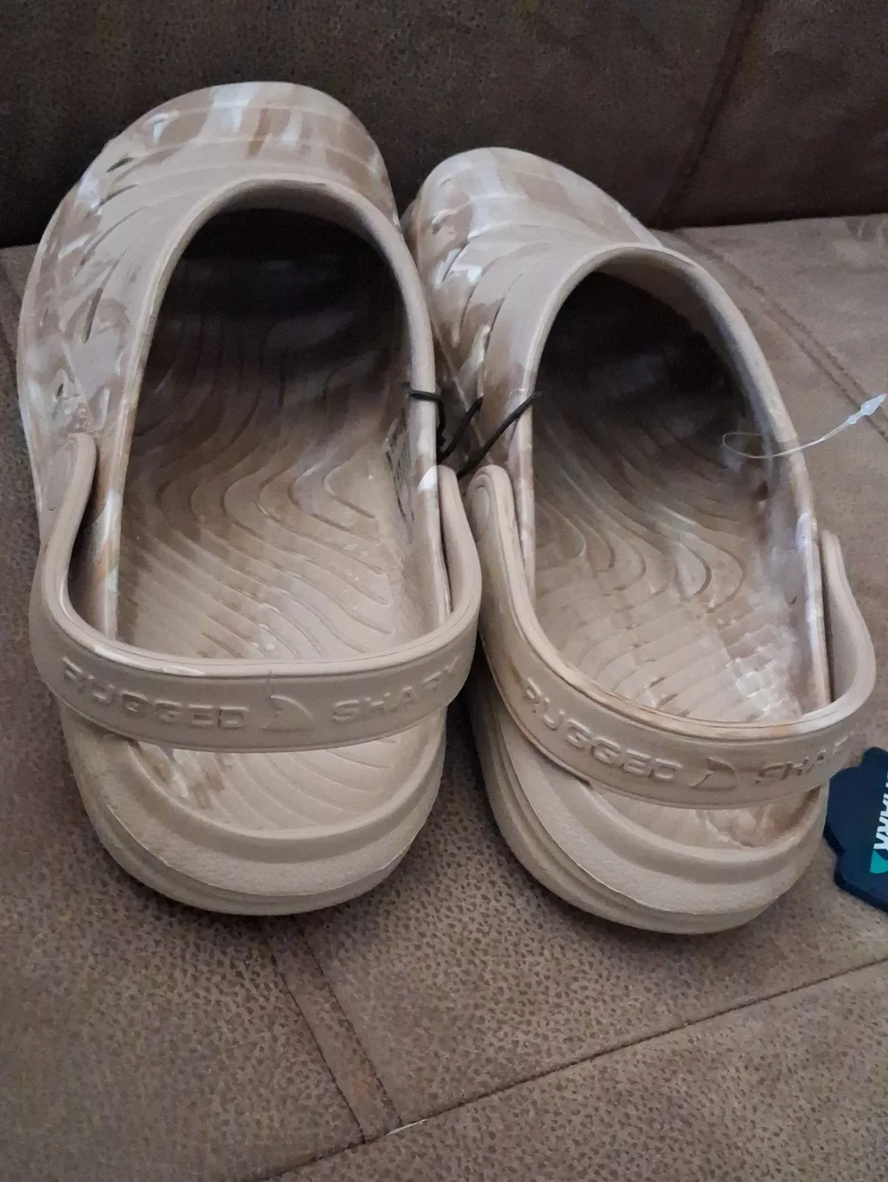 Rugged Shark light beige